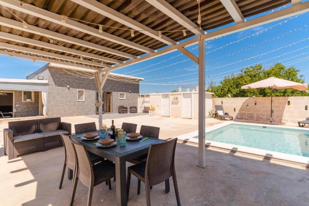 Villa Dilauro Con Piscina トッレ・オヴォ エクステリア 写真